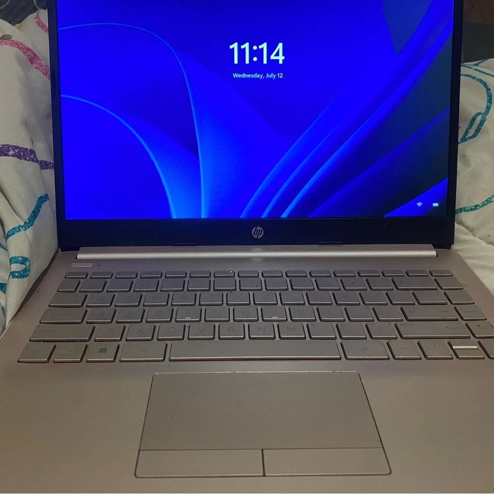 HP Pink Laptop (64GB)